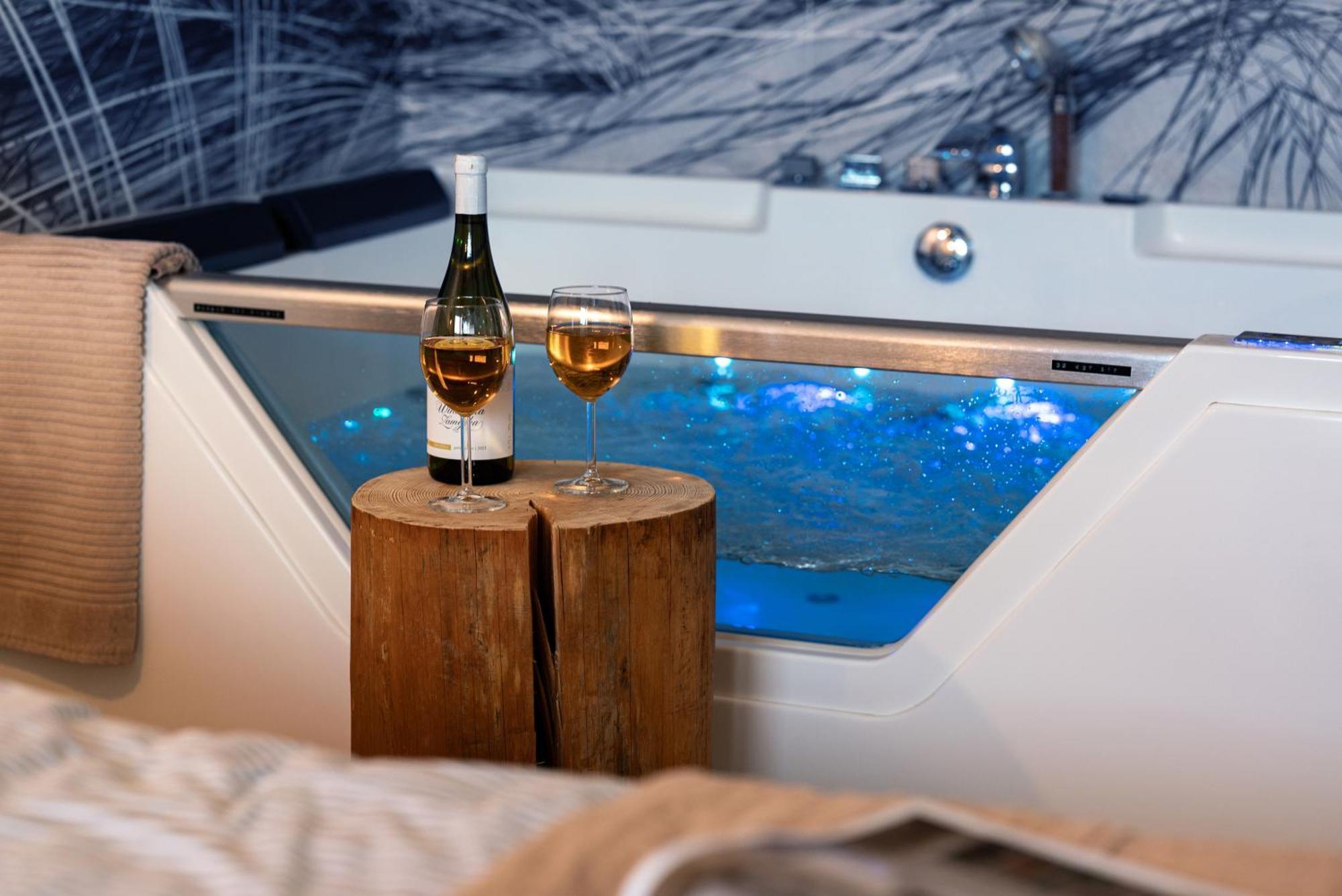 Apartament Z Jacuzzi & Sauna Chillout Колобжег Экстерьер фото
